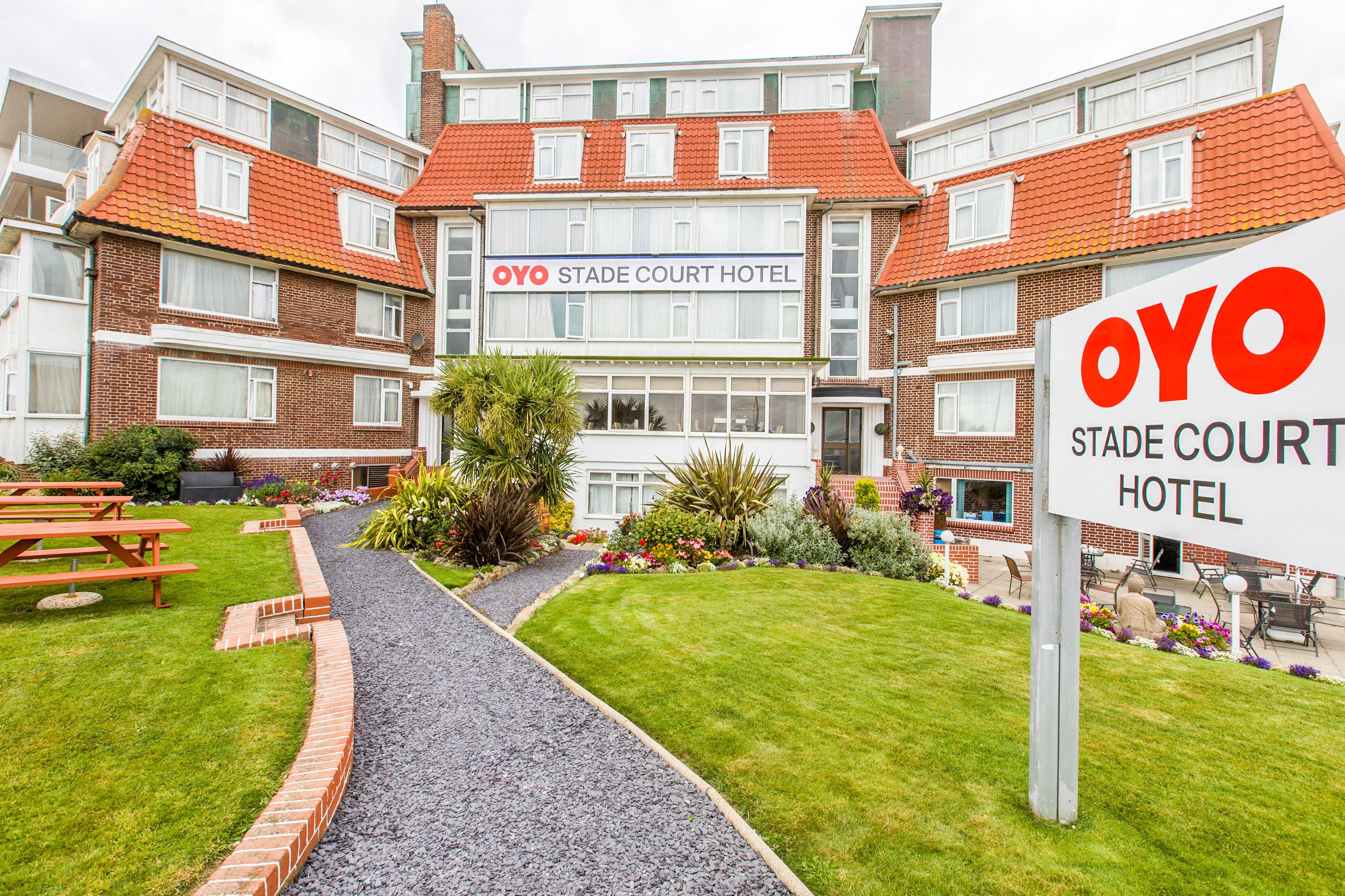 Oyo Stade Court Hotel Hythe  Eksteriør bilde