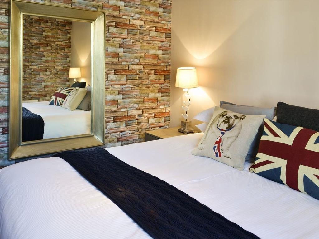 Oyo Stade Court Hotel Hythe  Rom bilde