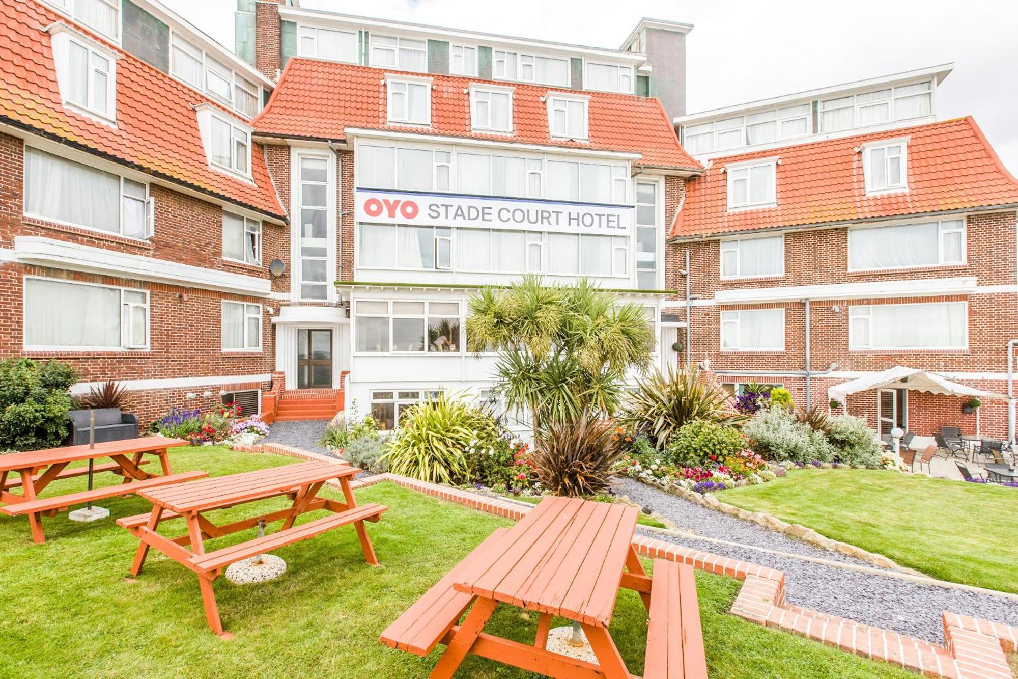 Oyo Stade Court Hotel Hythe  Eksteriør bilde