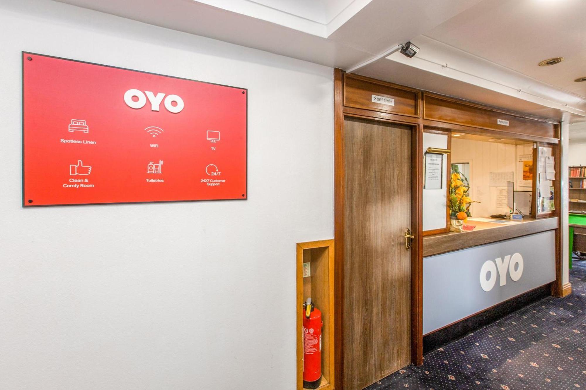 Oyo Stade Court Hotel Hythe  Eksteriør bilde