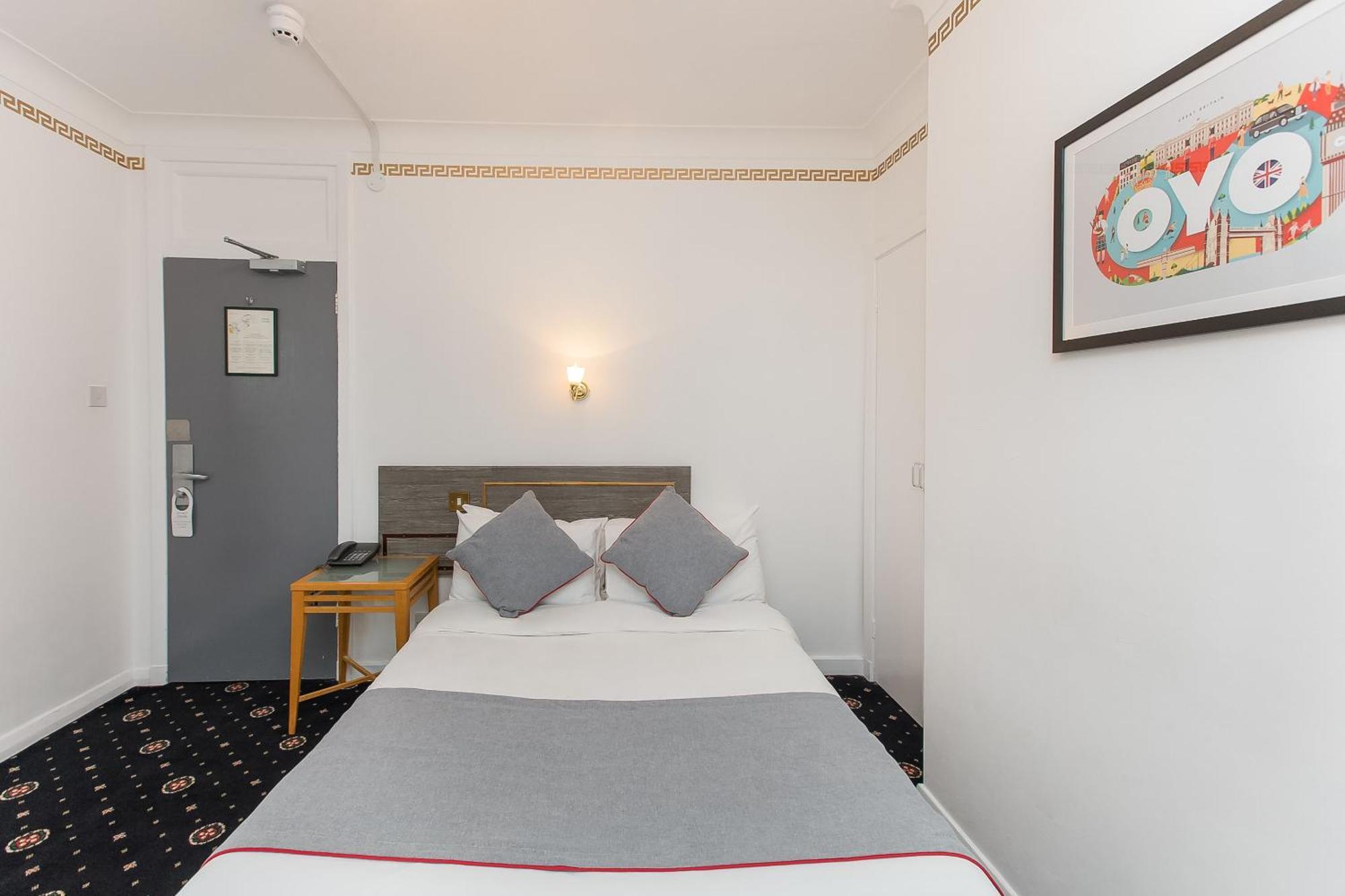 Oyo Stade Court Hotel Hythe  Eksteriør bilde